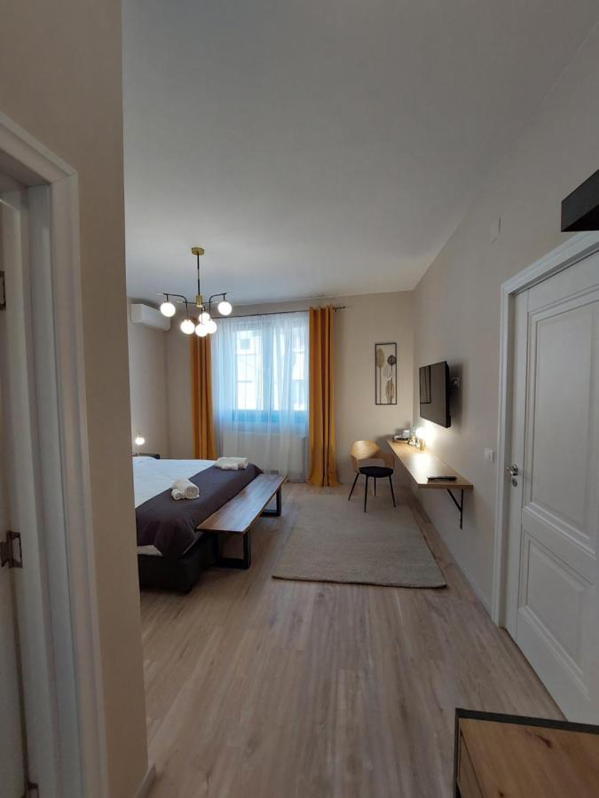 Mandarin Premium Apartments Targu-Mures Bagian luar foto