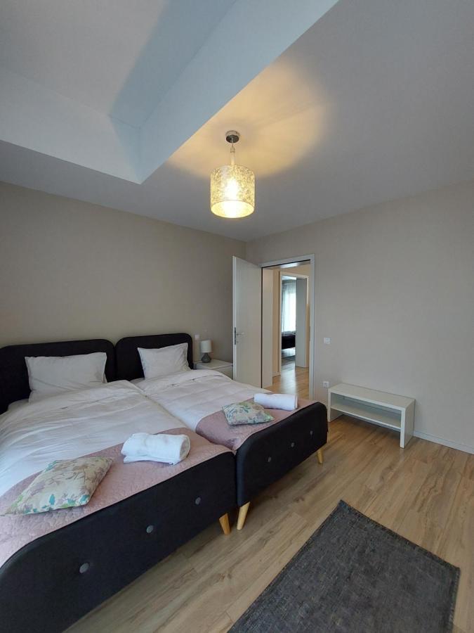 Mandarin Premium Apartments Targu-Mures Bagian luar foto