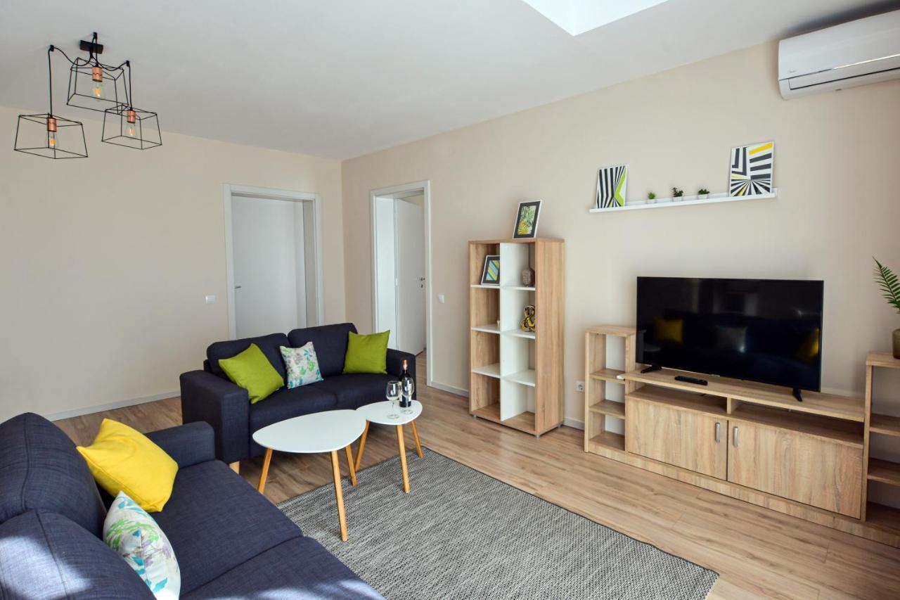 Mandarin Premium Apartments Targu-Mures Bagian luar foto